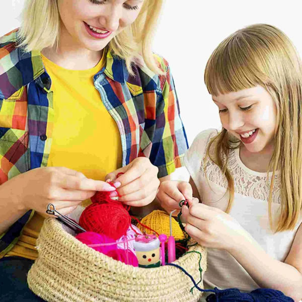 Crochet Kit – Wooden Hand Crank Loom Toy - Image 3