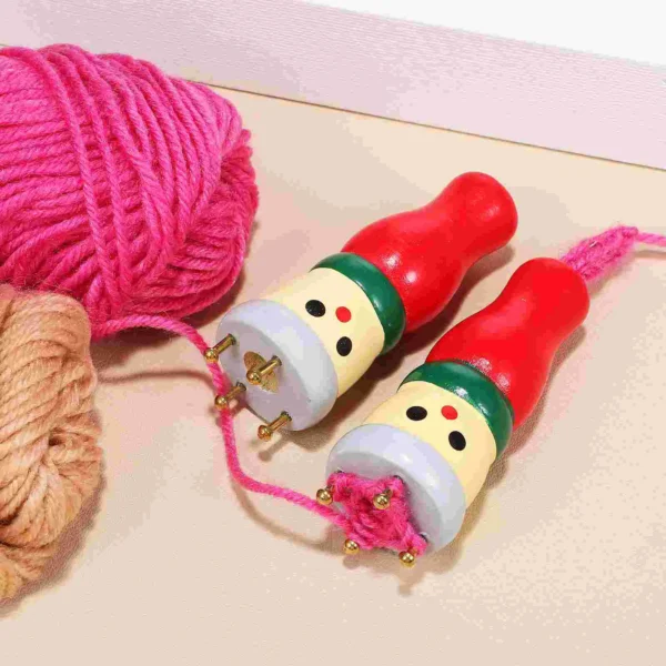 Crochet Kit – Wooden Hand Crank Loom Toy - Image 2
